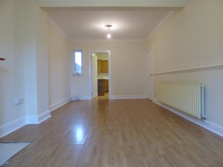 Images for Whitland, Carmarthenshire EAID:swift BID:0004-7720-8cbe-d305