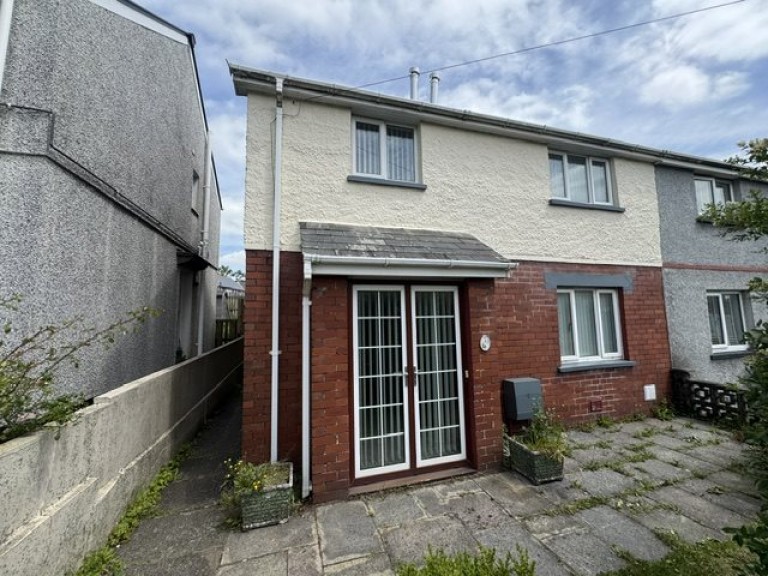 Images for Carmarthen EAID:swift BID:0004-7720-8cbe-d305