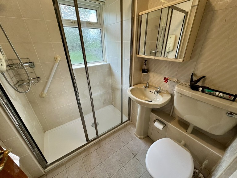 Images for Tergynwr, Carmarthen, Carmarthenshire, Tregynwr EAID:swift BID:0004-7720-8cbe-d305