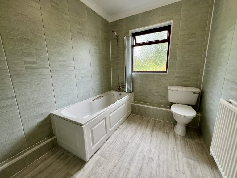 Images for Heol Goi, St Clears, Carmarthenshire, Sanclêr EAID:swift BID:0004-7720-8cbe-d305