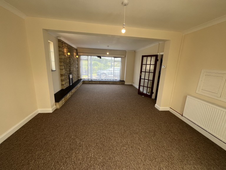 Images for Carmarthen, Carmarthenshire, Llangunnor EAID:swift BID:0004-7720-8cbe-d305