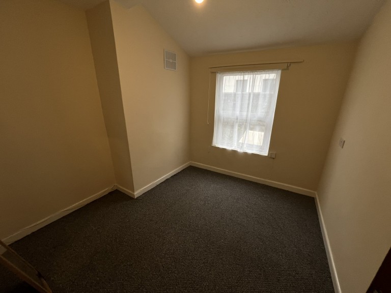 Images for Carmarthen, Carmarthenshire EAID:swift BID:0004-7720-8cbe-d305