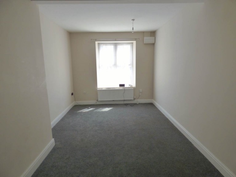 Images for Ferryside, Carmarthenshire EAID:swift BID:0004-7720-8cbe-d305