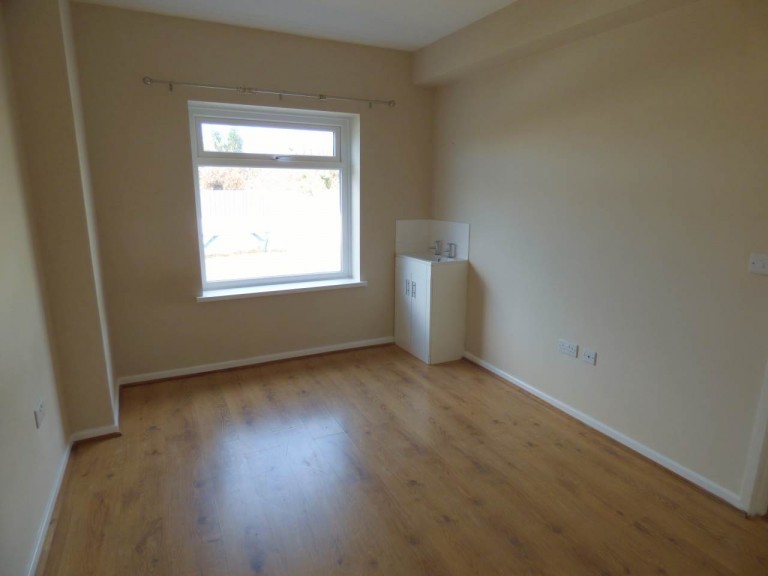 Images for Ferryside, Carmarthenshire EAID:swift BID:0004-7720-8cbe-d305