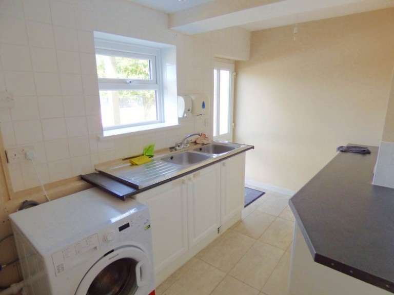 Images for Ferryside, Carmarthenshire EAID:swift BID:0004-7720-8cbe-d305