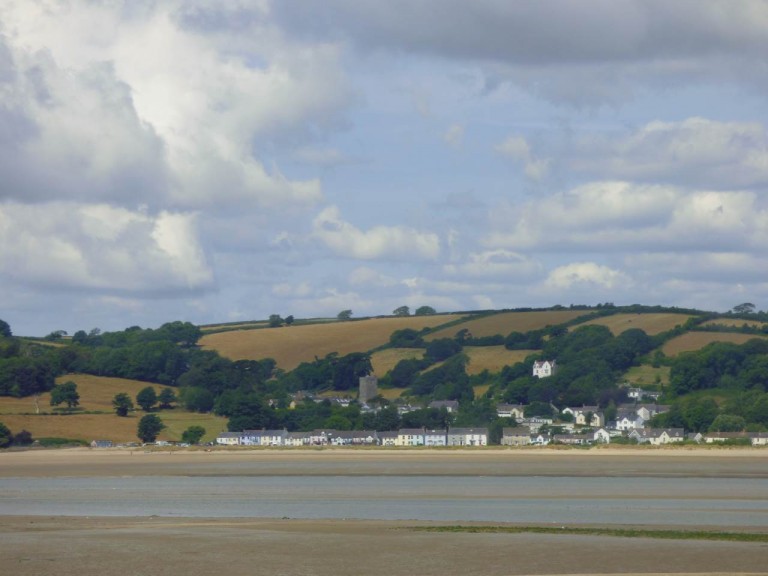 Images for Ferryside, Carmarthenshire EAID:swift BID:0004-7720-8cbe-d305