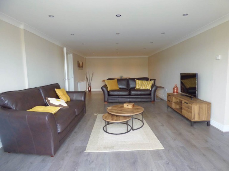 Images for Ferryside, Carmarthenshire EAID:swift BID:0004-7720-8cbe-d305