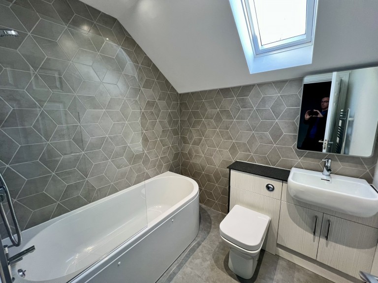 Images for Rhydargaeau, Carmarthenshire EAID:swift BID:0004-7720-8cbe-d305