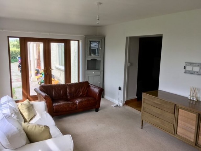 Images for Carmarthen, Carmarthenshire EAID:swift BID:0004-7720-8cbe-d305