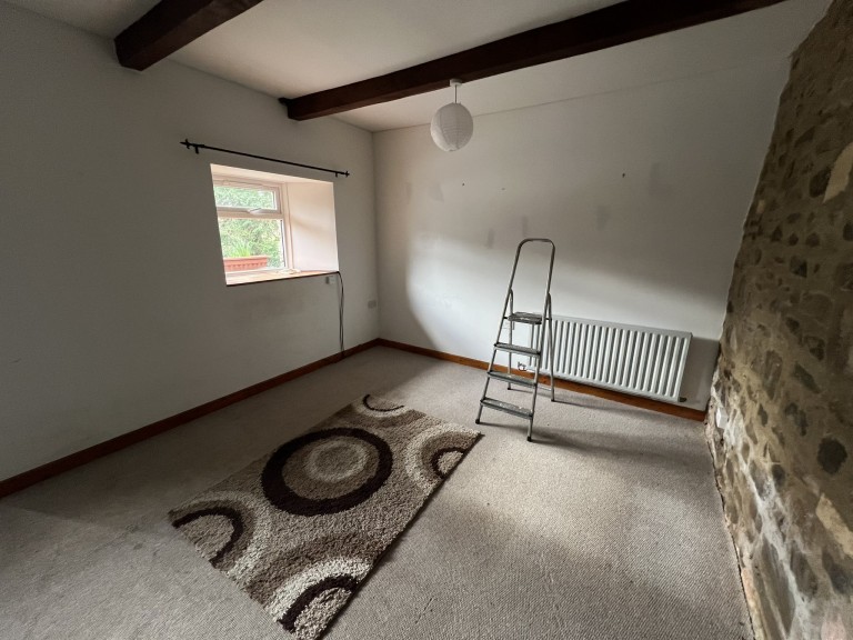 Images for Carmarthenshire EAID:swift BID:0004-7720-8cbe-d305