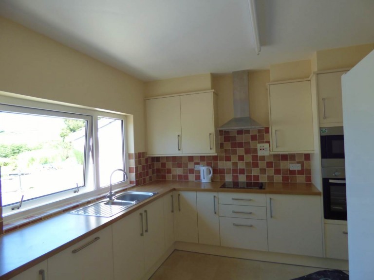 Images for Carmarthen, Carmarthenshire, Nantgaredig EAID:swift BID:0004-7720-8cbe-d305