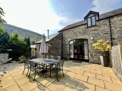 Images for Carmarthen, Carmarthenshire, Llanllawddog