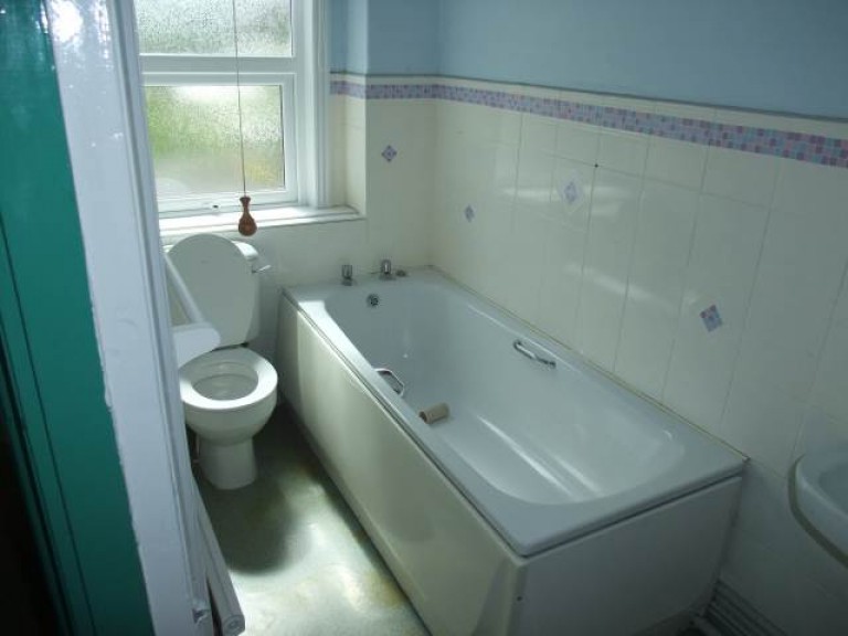 Images for Blende Road, Llandeilo, Carmarthenshire EAID:swift BID:0004-7720-8cbe-d305