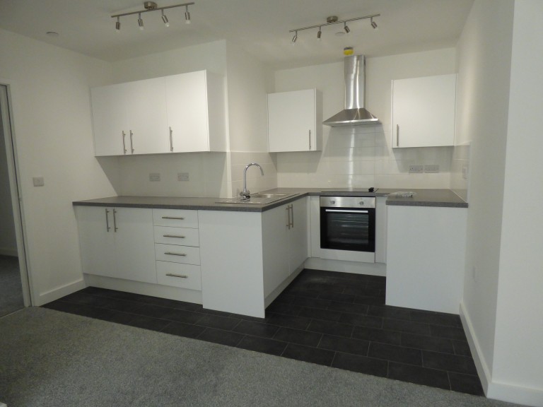 Images for Queen Street, Carmarthen, Carmarthenshire EAID:swift BID:0004-7720-8cbe-d305