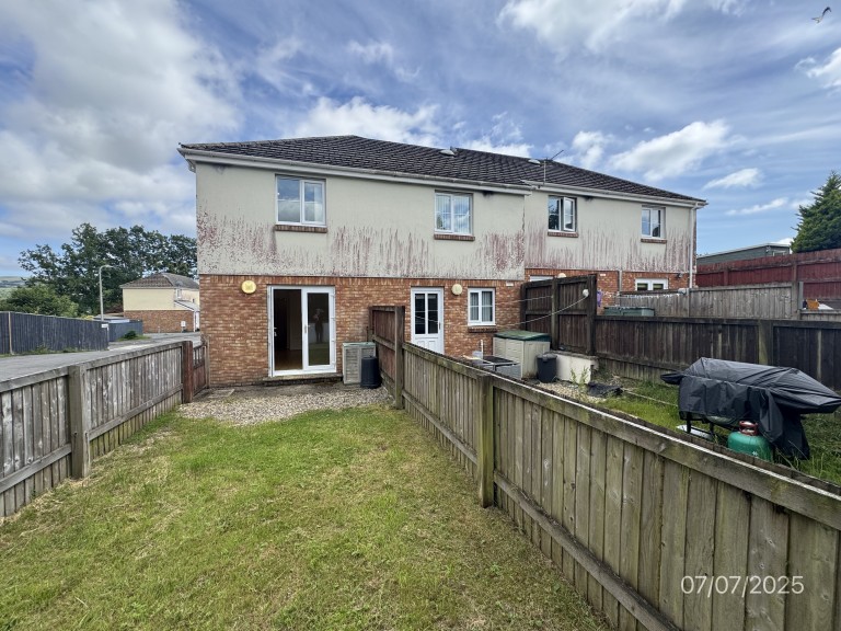 Images for Tycroes, Ammanford, Carmarthenshire EAID:swift BID:0004-7720-8cbe-d305