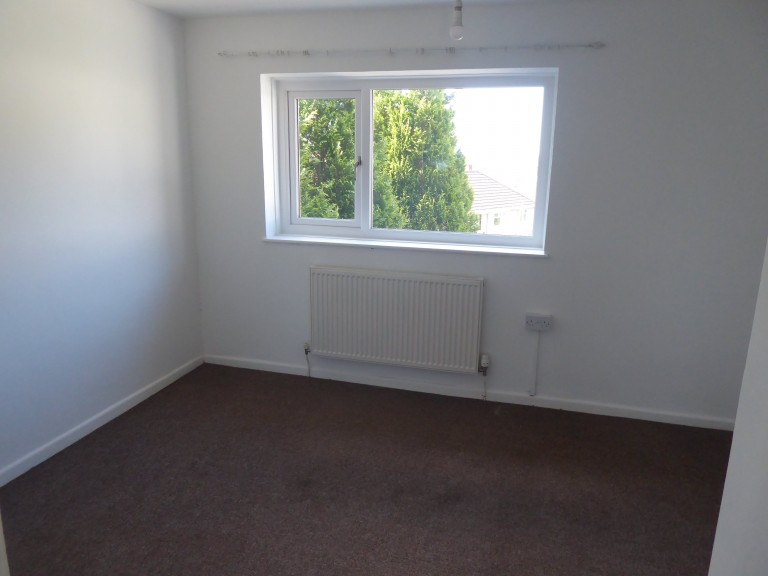 Images for Carmarthen, Carmarthenshire EAID:swift BID:0004-7720-8cbe-d305