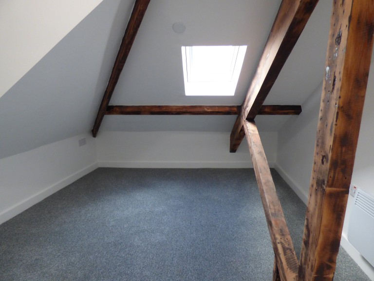 Images for Queen Street, Carmarthen, Carmarthenshire EAID:swift BID:0004-7720-8cbe-d305