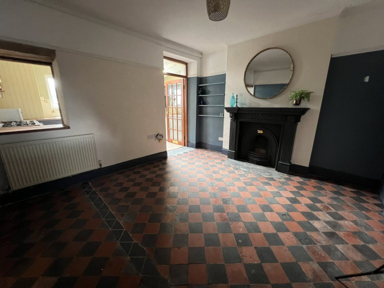 Images for St Clears, Carmarthenshire, Saint Clears EAID:swift BID:0004-7720-8cbe-d305