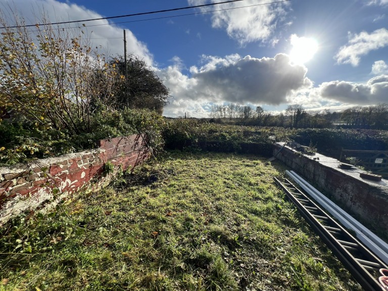 Images for St Clears, Carmarthenshire, Saint Clears EAID:swift BID:0004-7720-8cbe-d305