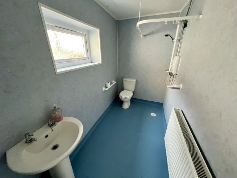 Images for St Clears, Carmarthenshire, Saint Clears EAID:swift BID:0004-7720-8cbe-d305