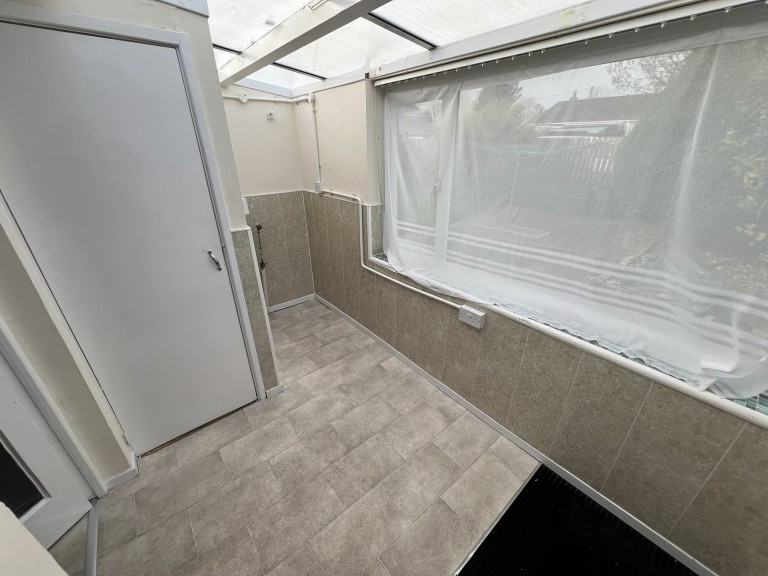 Images for St Clears, Carmarthenshire, Saint Clears EAID:swift BID:0004-7720-8cbe-d305