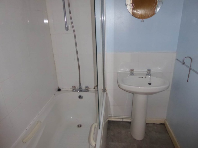 Images for Johnstown, Carmarthen, Carmarthenshire EAID:swift BID:0004-7720-8cbe-d305