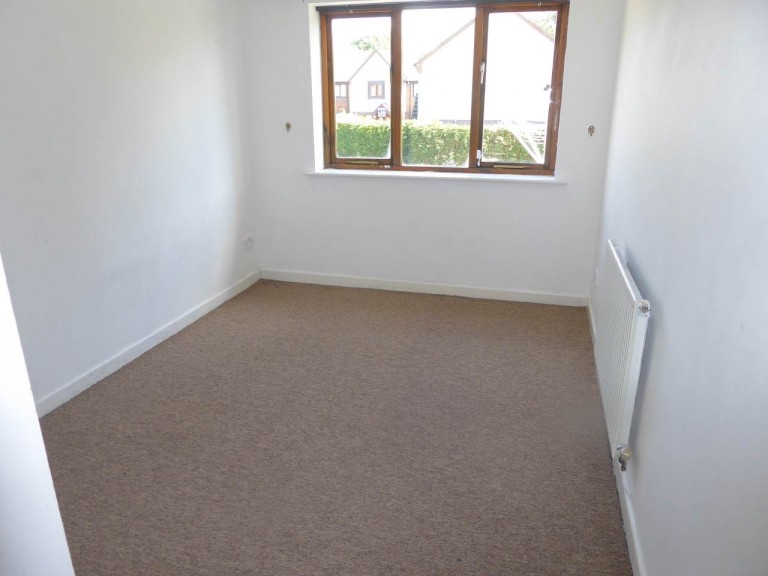 Images for Johnstown, Carmarthen, Carmarthenshire EAID:swift BID:0004-7720-8cbe-d305