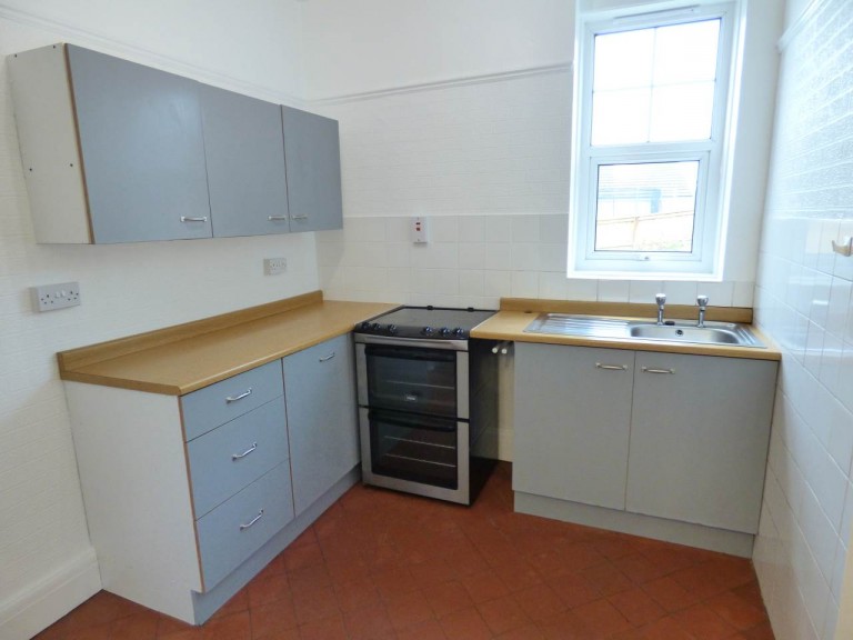 Images for Carmarthen, Carmarthenshire EAID:swift BID:0004-7720-8cbe-d305