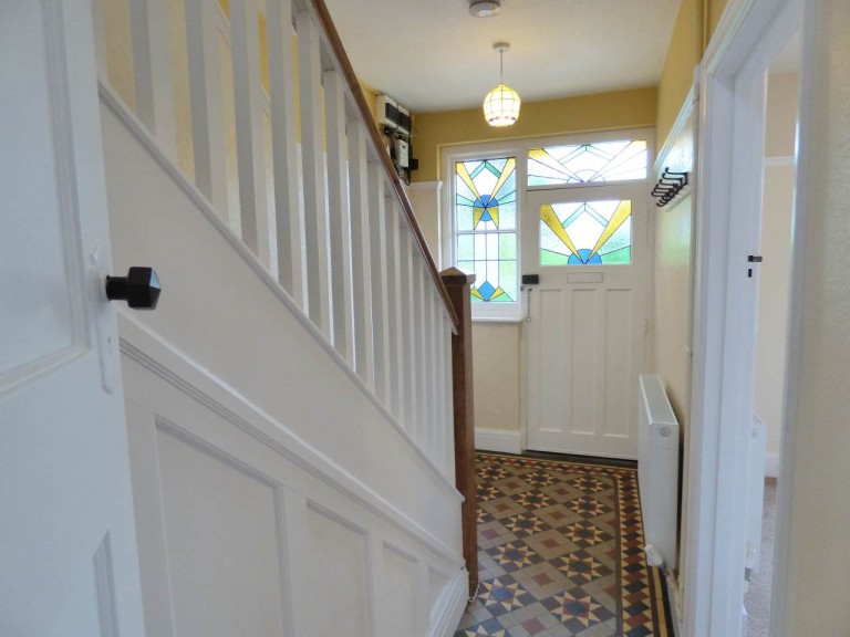 Images for Carmarthen, Carmarthenshire EAID:swift BID:0004-7720-8cbe-d305