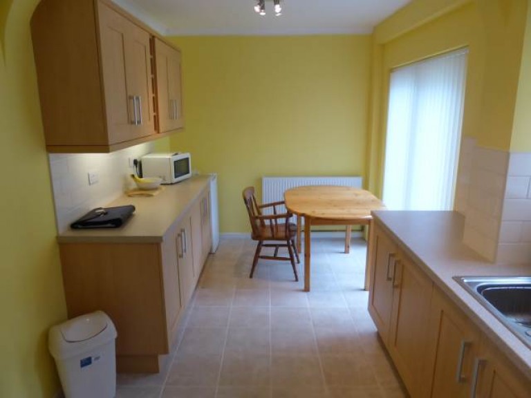 Images for Johnstown, Carmarthenshire EAID:swift BID:0004-7720-8cbe-d305