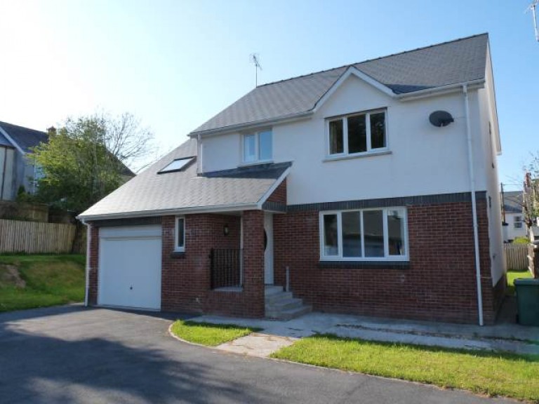 Images for St Clears, Carmarthenshire, Saint Clears EAID:swift BID:0004-7720-8cbe-d305