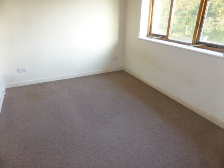 Images for Johnstown, Carmarthen, Carmarthenshire EAID:swift BID:0004-7720-8cbe-d305