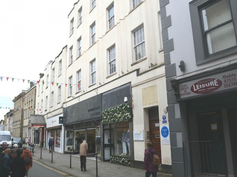 Images for King Street, Carmarthen, Carmarthenshire EAID:swift BID:0004-7720-8cbe-d305