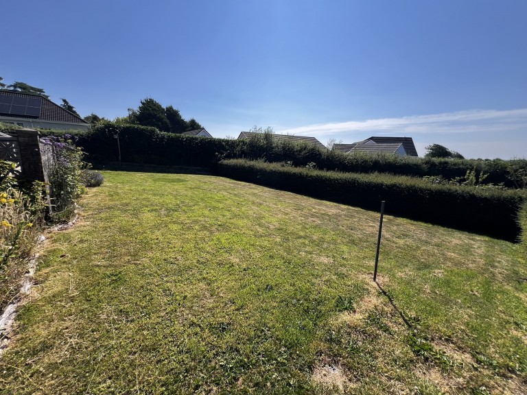 Images for Kidwelly, Carmarthenshire, Meinciau EAID:swift BID:0004-7720-8cbe-d305