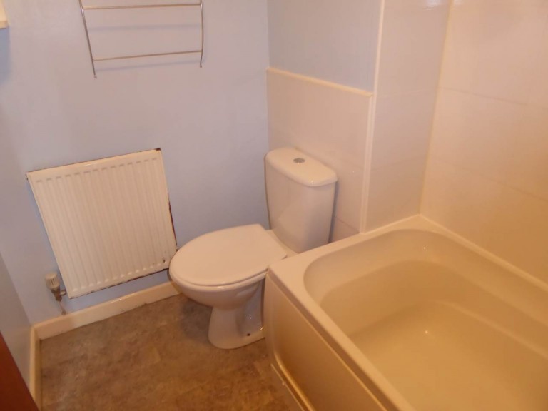 Images for Johnstown, Carmarthen, Carmarthenshire EAID:swift BID:0004-7720-8cbe-d305