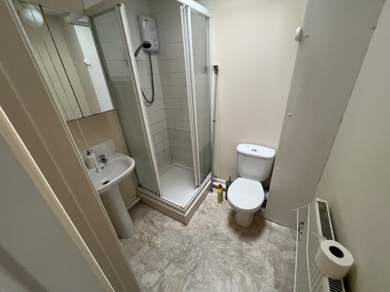 Images for Johnstown, Carmarthen, Carmarthenshire EAID:swift BID:0004-7720-8cbe-d305