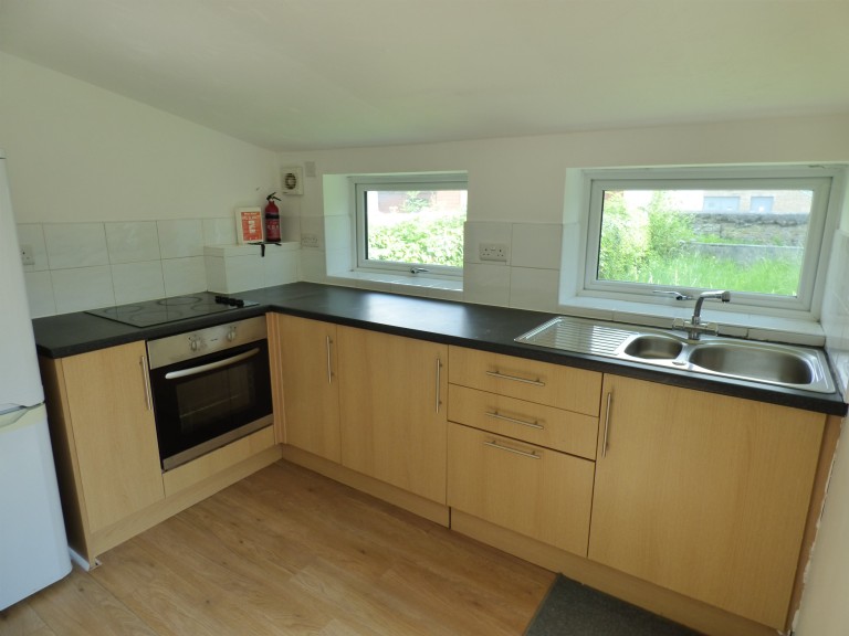 Images for Carmarthen, Carmarthenshire EAID:swift BID:0004-7720-8cbe-d305