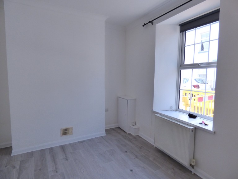 Images for Carmarthen, Carmarthenshire EAID:swift BID:0004-7720-8cbe-d305