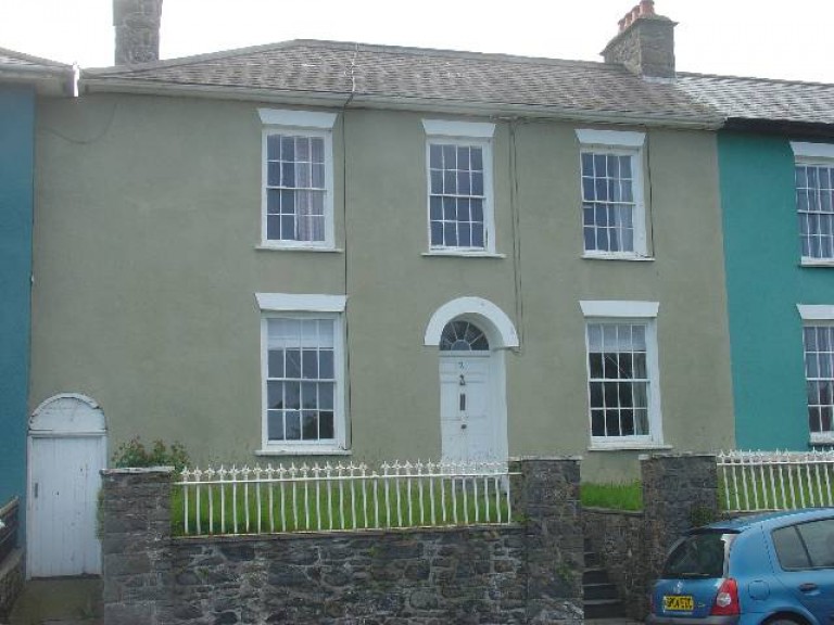 Images for Aberaeron, Ceredigion EAID:swift BID:0004-7720-8cbe-d305