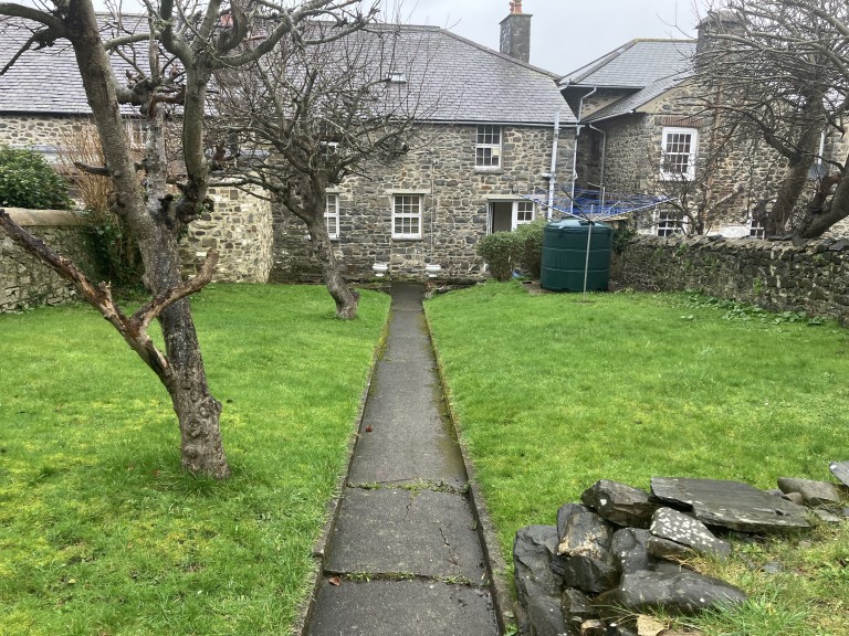 Images for Aberaeron, Ceredigion EAID:swift BID:0004-7720-8cbe-d305