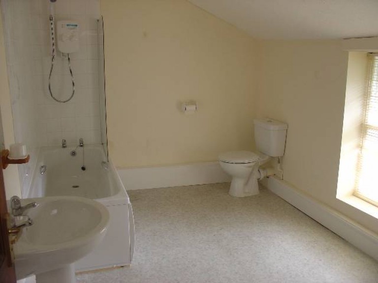 Images for Aberaeron, Ceredigion EAID:swift BID:0004-7720-8cbe-d305