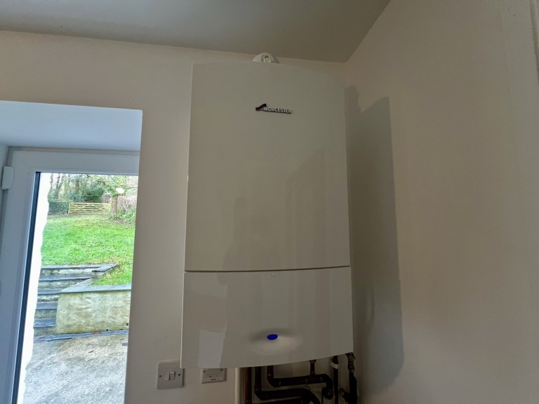 Images for Llandysul, Ceredigion, Glynarthen EAID:swift BID:0004-7720-8cbe-d305