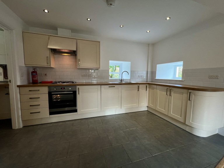 Images for Llandysul, Ceredigion, Glynarthen EAID:swift BID:0004-7720-8cbe-d305