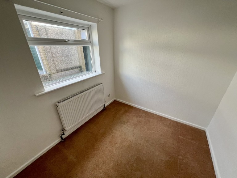 Images for Carmarthen, Carmarthenshire EAID:swift BID:0004-7720-8cbe-d305