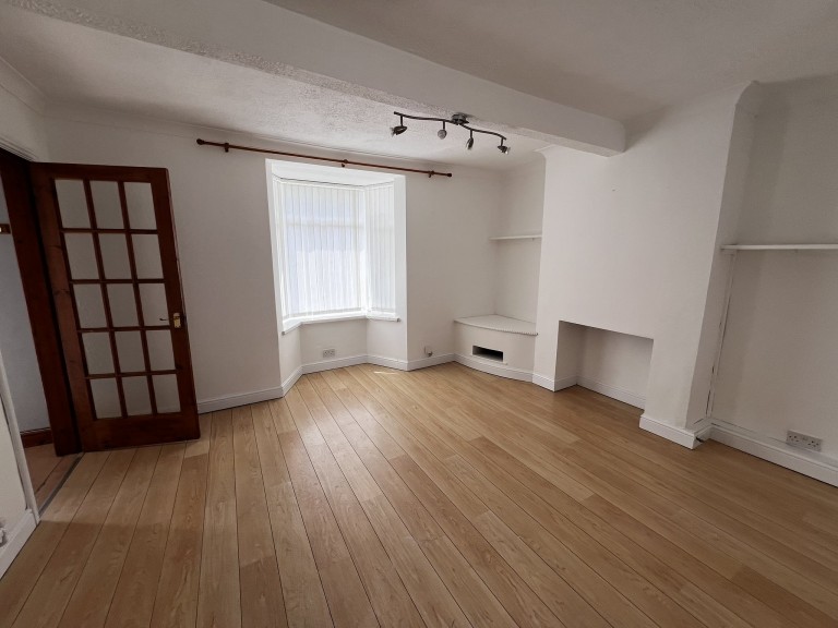 Images for Burry Port, Carmarthenshire EAID:swift BID:0004-7720-8cbe-d305