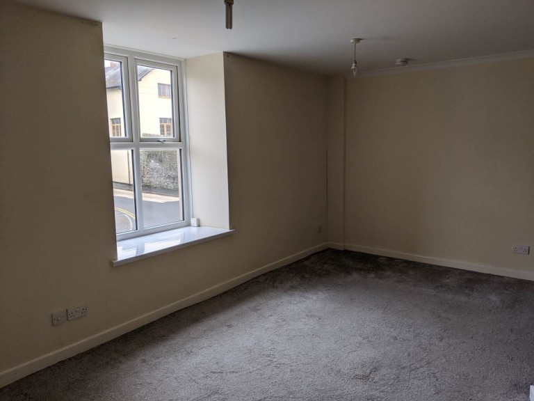 Images for St Clears, Carmarthenshire, Saint Clears EAID:swift BID:0004-7720-8cbe-d305