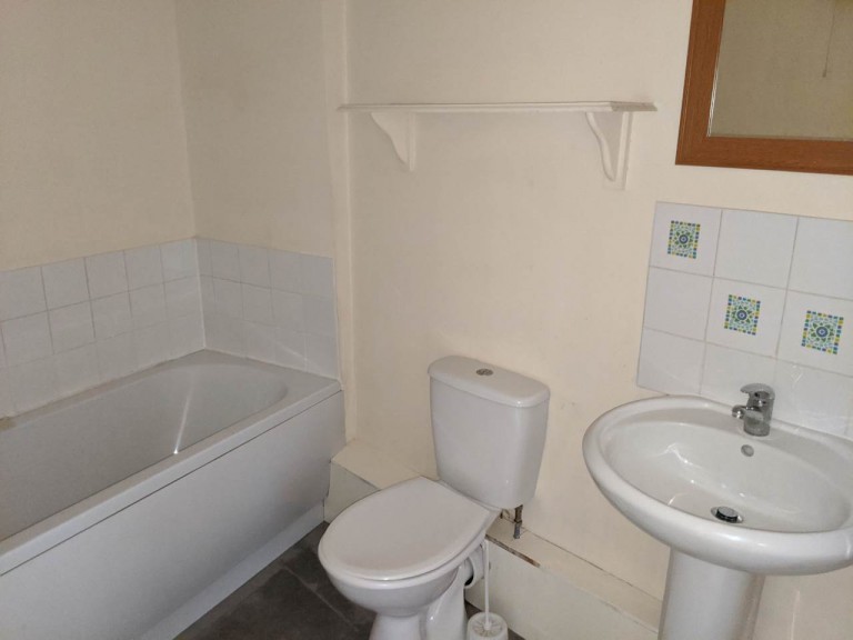 Images for St Clears, Carmarthenshire, Saint Clears EAID:swift BID:0004-7720-8cbe-d305