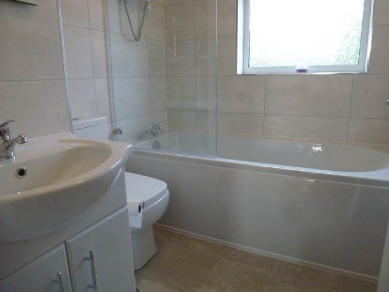 Images for Johnstown, Carmarthenshire EAID:swift BID:0004-7720-8cbe-d305