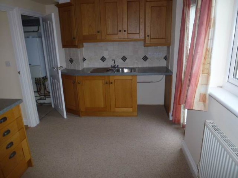 Images for Johnstown, Carmarthenshire EAID:swift BID:0004-7720-8cbe-d305