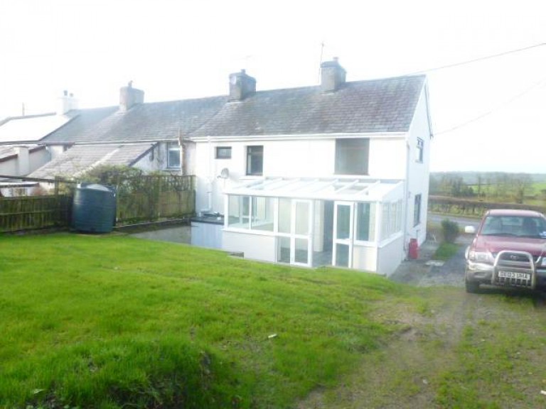 Images for Pencader, Carmarthenshire, Llanllwni EAID:swift BID:0004-7720-8cbe-d305
